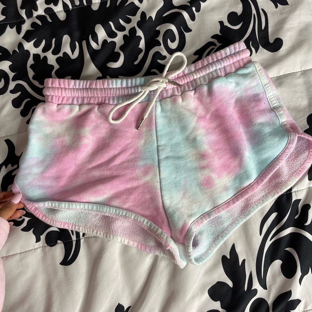 F21 Cotton Candy lounge shorts